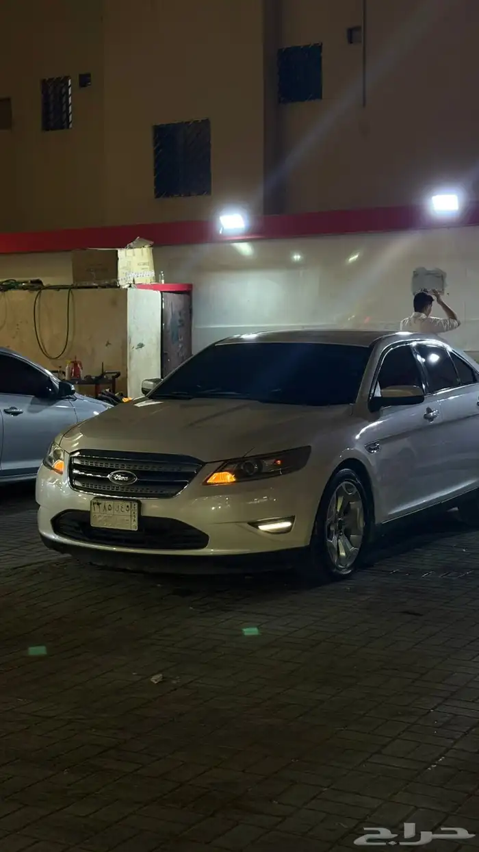 فورد تورس 2011 10