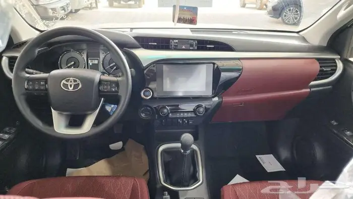 هايلوكس غمارتين S-GLX 4 4 عادي بنزين 2025 كاش وأقساط 8