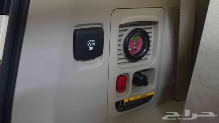 لاندكروزر GXR4 بنزين 2025 كاش وأقساط 17