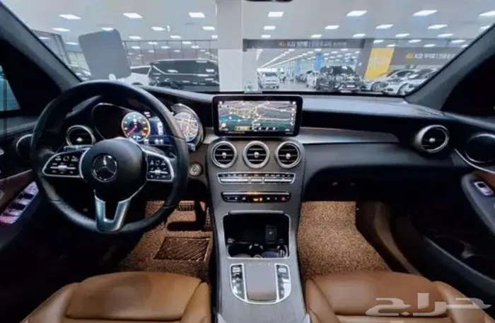 مرسيدس GLC300 2023 كوبيه 16