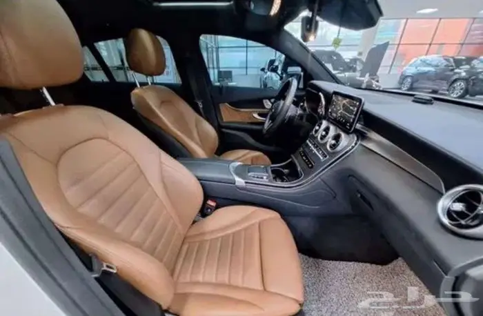 مرسيدس GLC300 2023 كوبيه 18