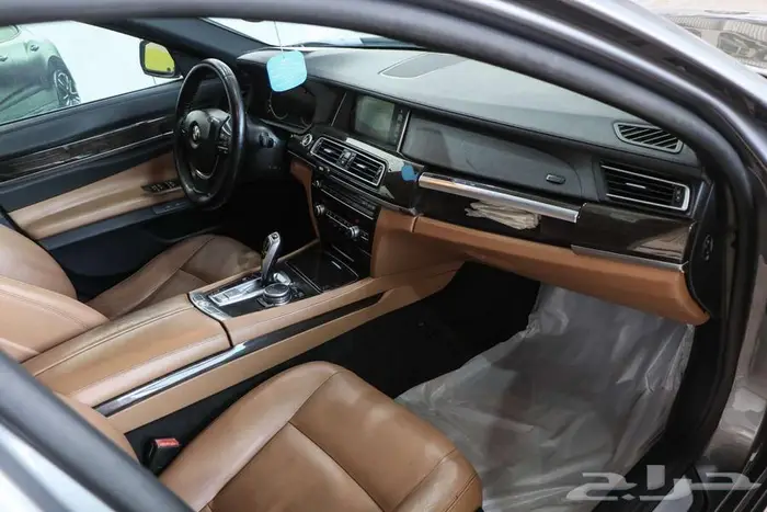 بي ام دبليو 730Li موديل 2015 7