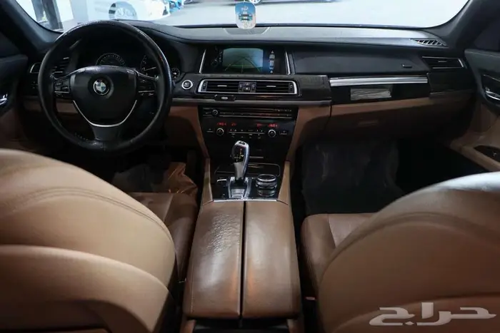 بي ام دبليو 730Li موديل 2015 4