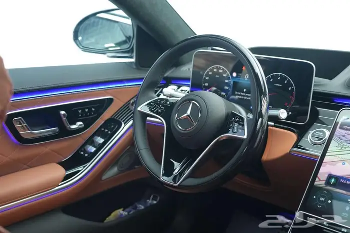 مرسيدس S 500 موديل 2025 أصفار خليجي رمادي غامق بني 8