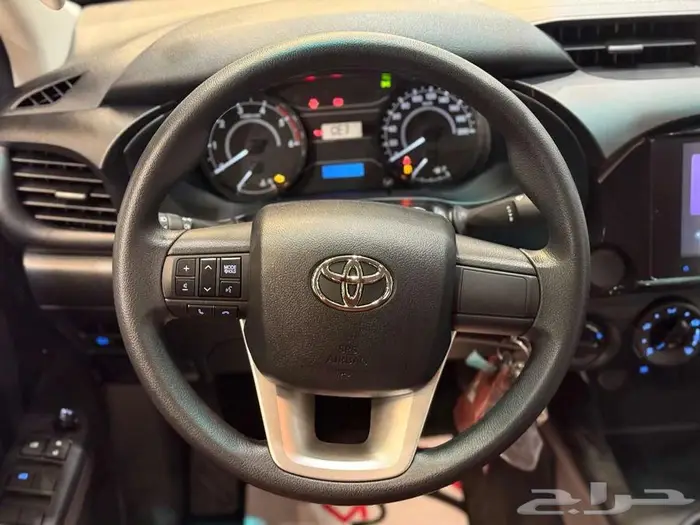 تويوتا هايلوكس GL2 موديل 2025 قسطها مع اليوم الوطني 4