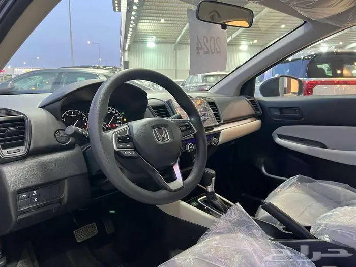 هوندا سيتي 1.5 ستاندر 2025 8