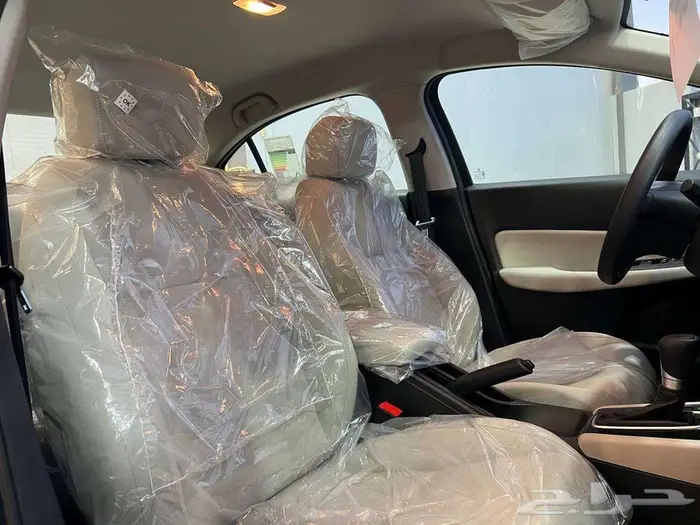 هوندا سيتي 1.5 ستاندر 2025 14