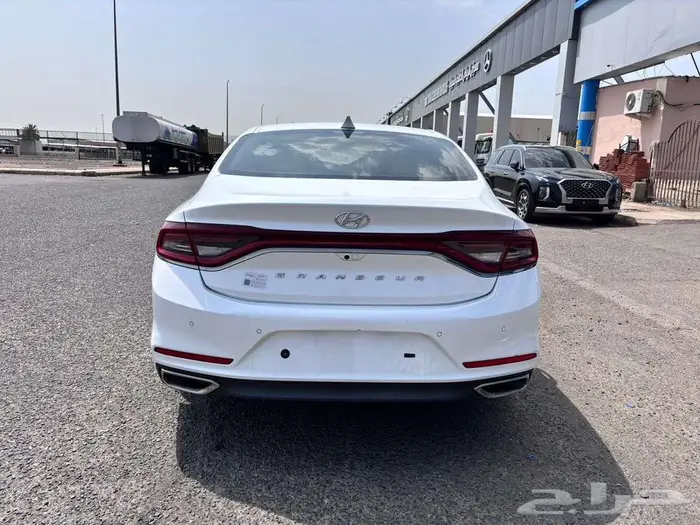 هونداي ازيرا بنزين 2019 بطاقة جمركية استيراد كوريا 3