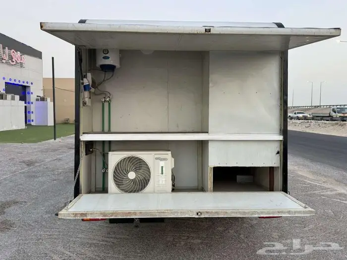 كرفان سحب اماراتي 18