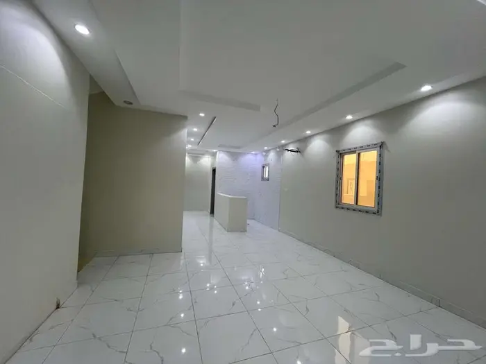 للبيع فيلا دورين ف جده حي الوفاء 11
