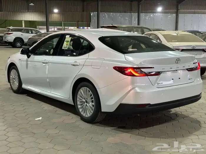 تويوتا كامري E PLUS هايبرد 2025 4