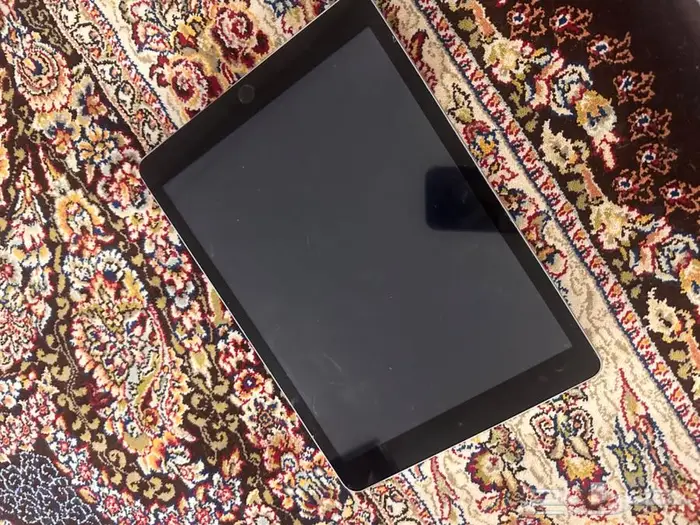 لللبيع ايباد الجيل التاسع سعه 64 الشاشة مبدله بااصلية 0