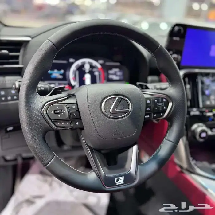 لكزس اف سبورت وارد الساير 2025 3