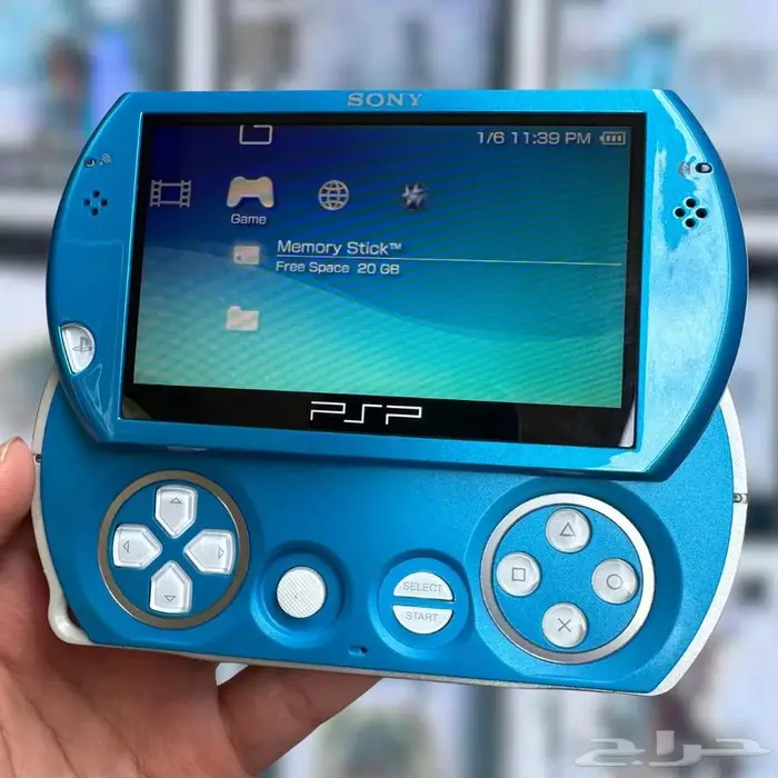 جهاز PSP GO احمر وازرق الوان نادرة 5