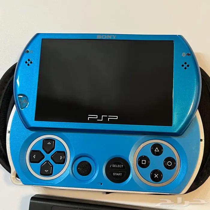 جهاز PSP GO احمر وازرق الوان نادرة 4