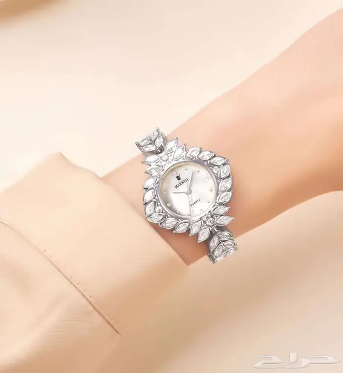 ساعات وعطورات 6