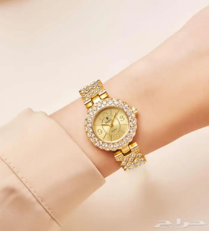 ساعات وعطورات 10