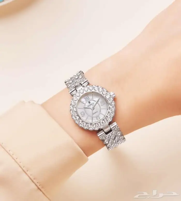 ساعات وعطورات 13