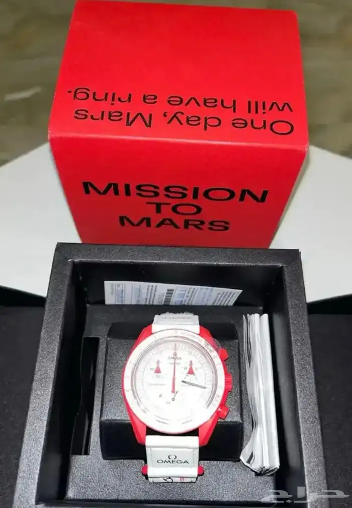 ساعة سواتش أوميغا 10