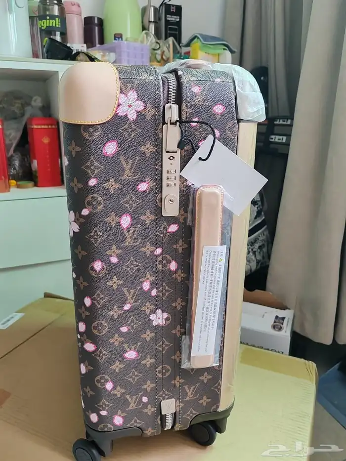 كاريون لوي فيتون للبيع 2