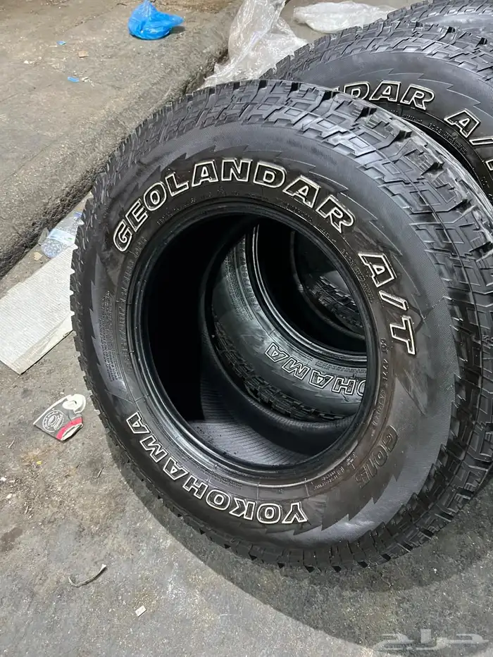 كفرات نص حجري يوكهاما مقاس 285 70 17 22