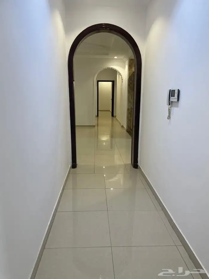 شقه للايجار المنار 4