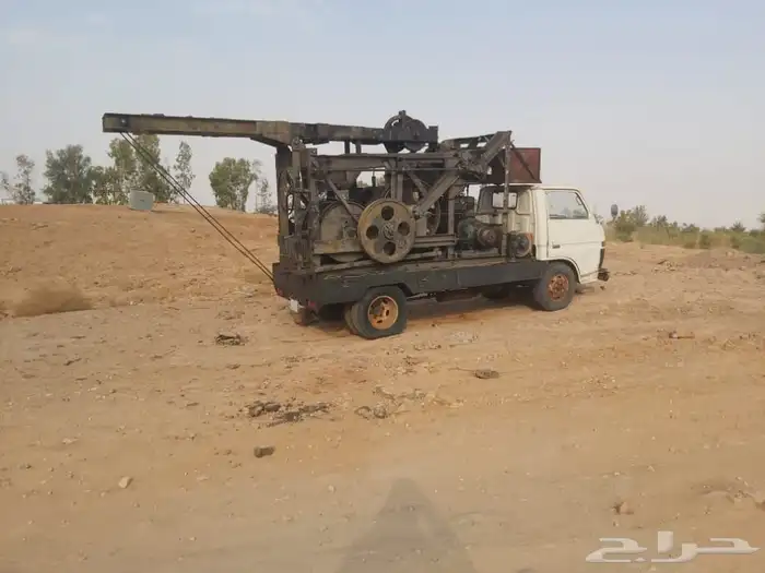 حفارة آبار ارتوازي. الجوف 1
