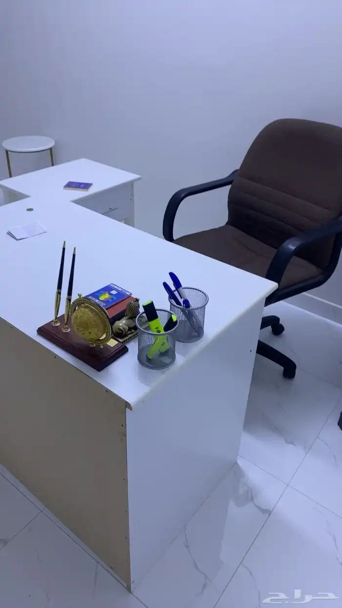 مكتب 0