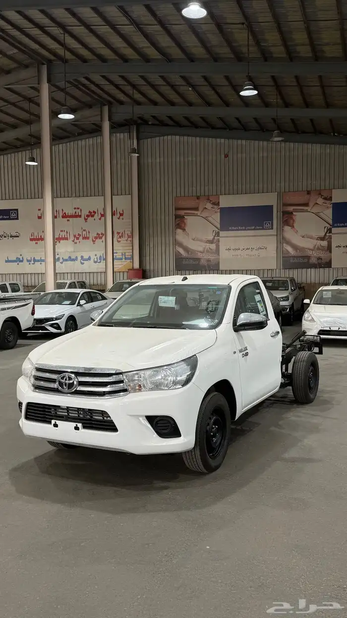 تويوتا هايلكس غمارة GL ديزل 2025 وارد الوكيل بدون صندوق 1