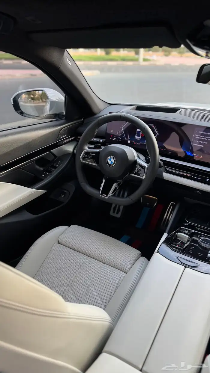 2024 BMW 520i M kit 16