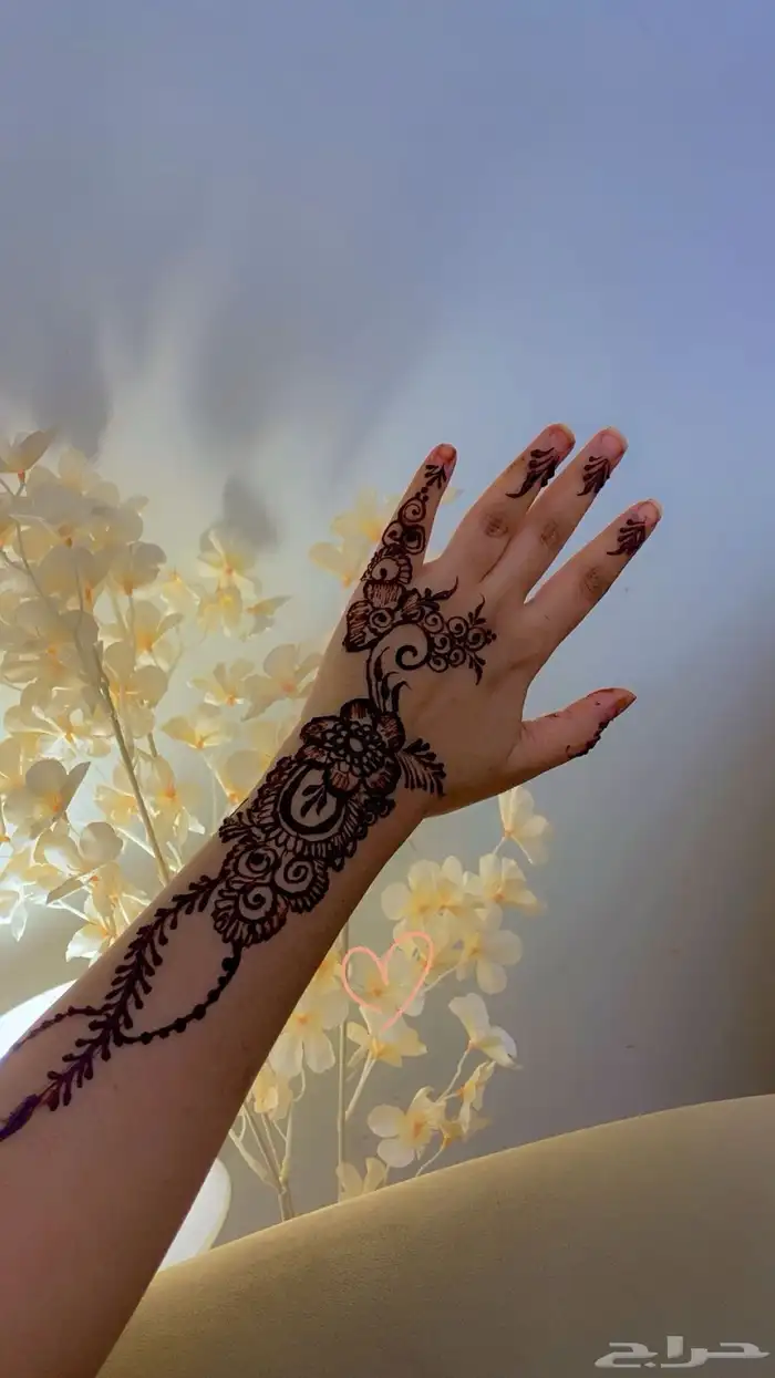 نقش حناء وناعم وثقيل وصبغه سودا الموقع القرينيه 1