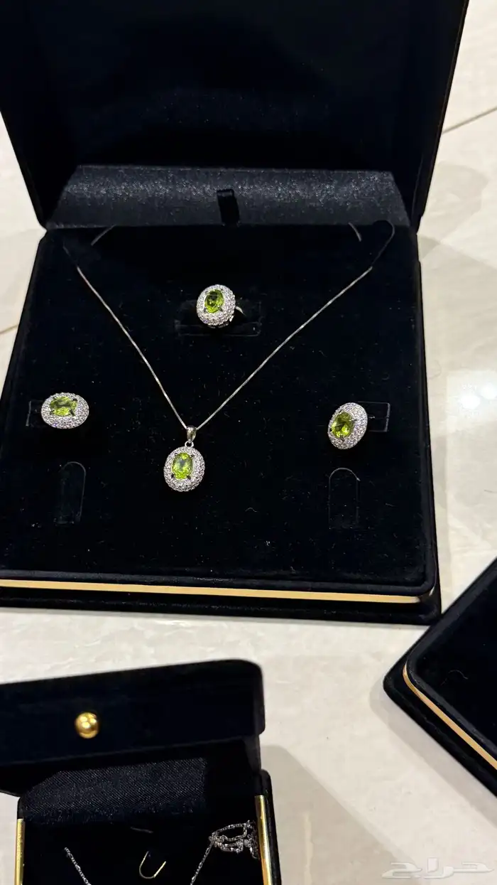 فضيات وأحجار كريمه 15