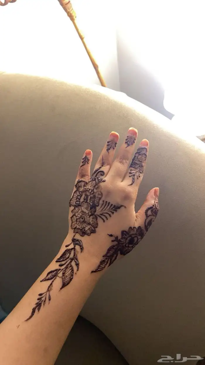 نقش حناء وناعم وثقيل وصبغه سودا الموقع القرينيه 2