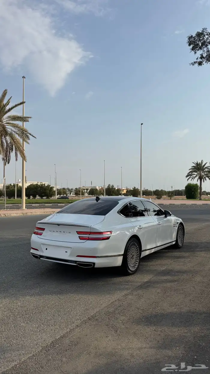 2023 جينسس G80 9
