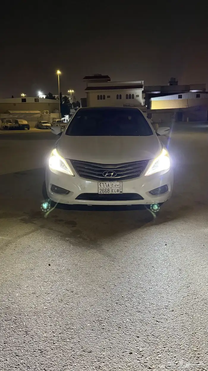 ازيرا 2012 1