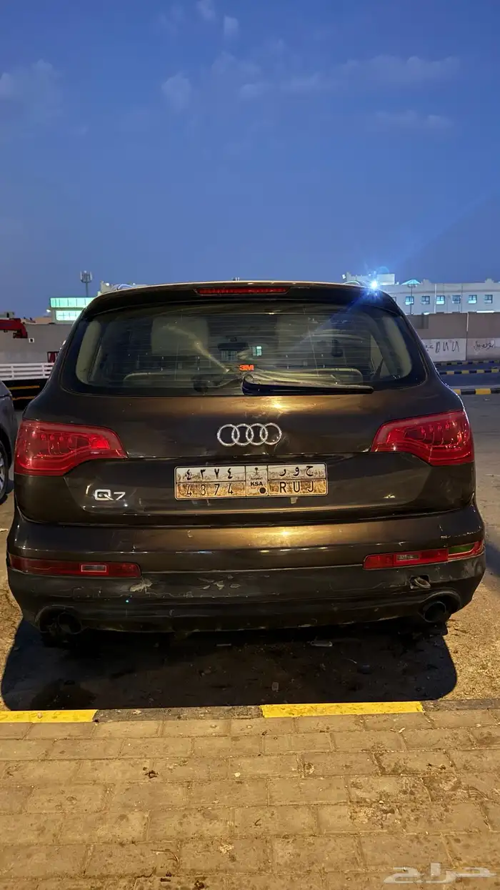 اودي Q7 4