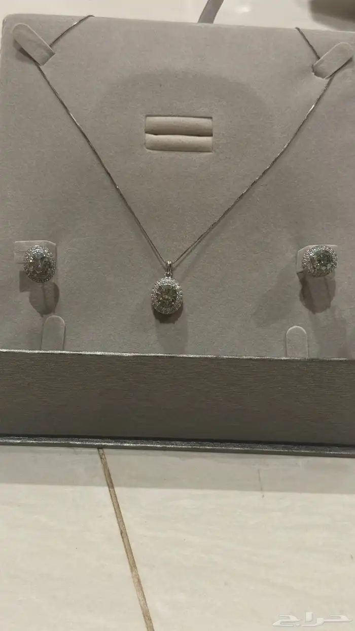 فضيات وأحجار كريمه 18
