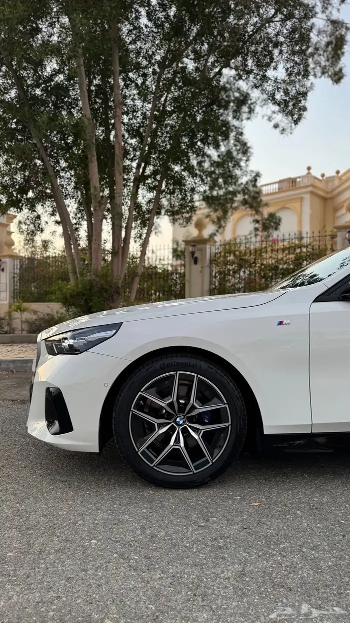 2024 BMW 520i M kit 4