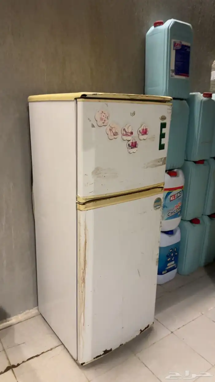 ثلاجه للبيع 0