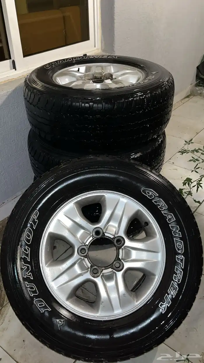 جنوط لاند 2006 مع كفرات دنلوب 0