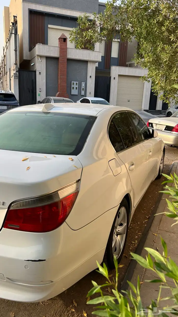 بي ام دبيلو 523i BMW 4