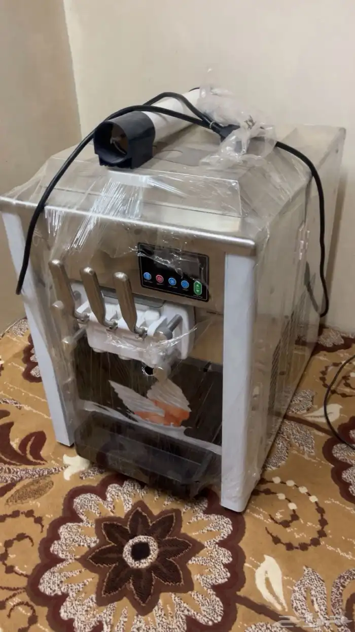 للبيع الة آيسكريم 1