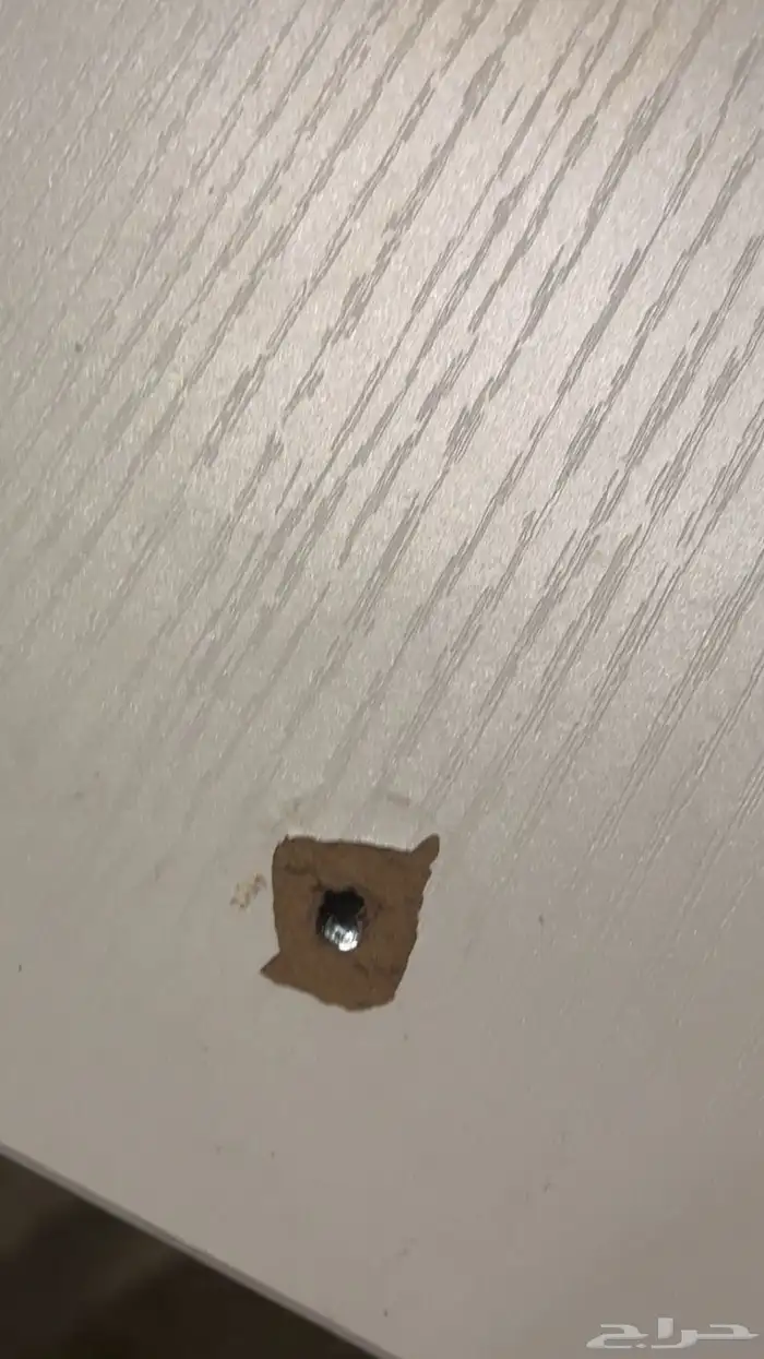 طاوله قيمنق ابيض 5