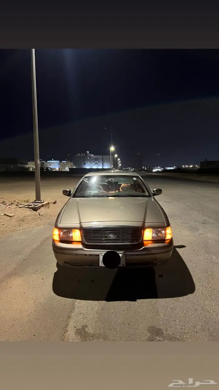 فورد فكتوريا 2001 0