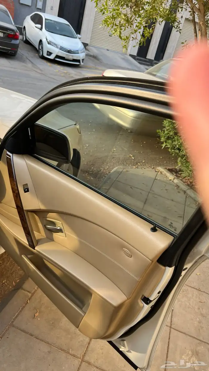 بي ام دبيلو 523i BMW 19