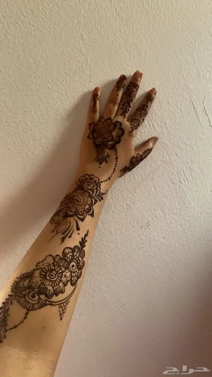 نقش حناء وناعم وثقيل وصبغه سودا الموقع القرينيه 0