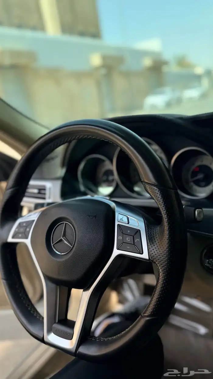 مرسيدس E300 .. كت AMG .. مخزن ممشى قليل 1