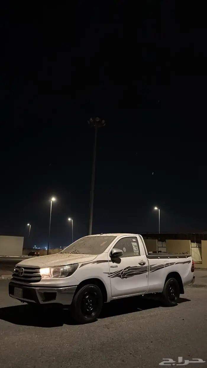 للتقبيل هيلوكس 2024 5