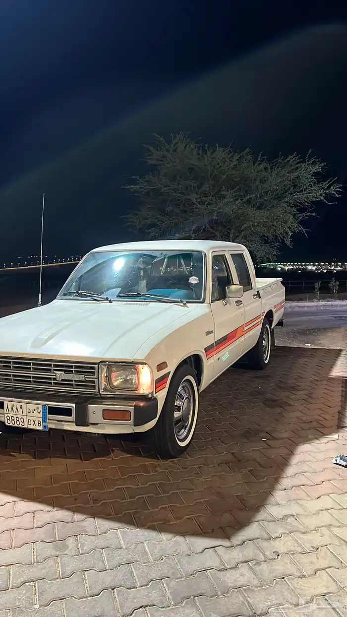 هايلكس 82 2
