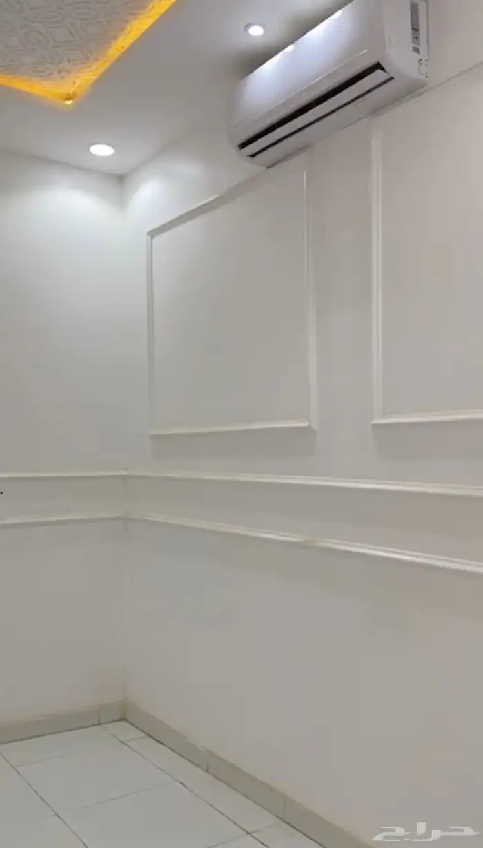 فيلا مؤثثة للإيجار بحي الرمال الذهبي 6